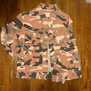 Zara kids size 9 pink camo denim cropped jacket never worn